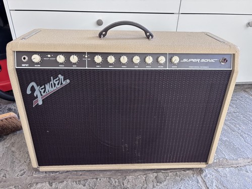 Fender super sonic - fender, super-sonic
