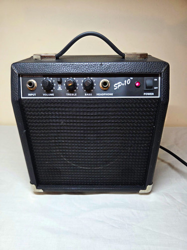 Fender 10w solid - solid, state