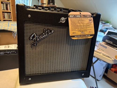 Fender mustang electric - mustang,