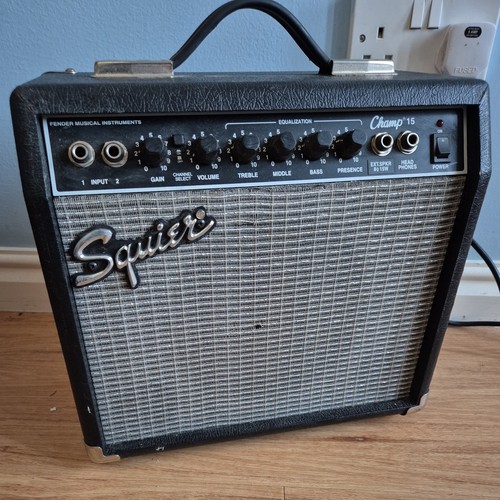 Squier champ guitar amp - champ,