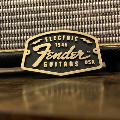 Fender guitar logo badge - fender,