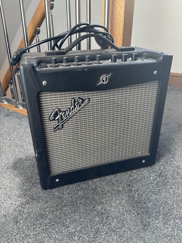 Fender mustang digital watt - mustang,