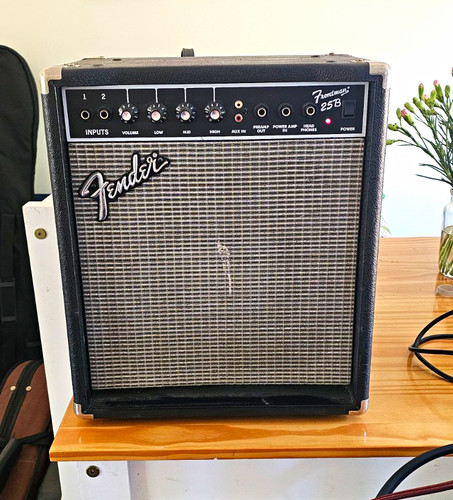 Fender frontman 25b 25w - fender, combo