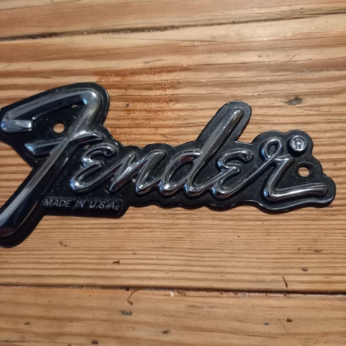 Fender amp badge logo - fender,